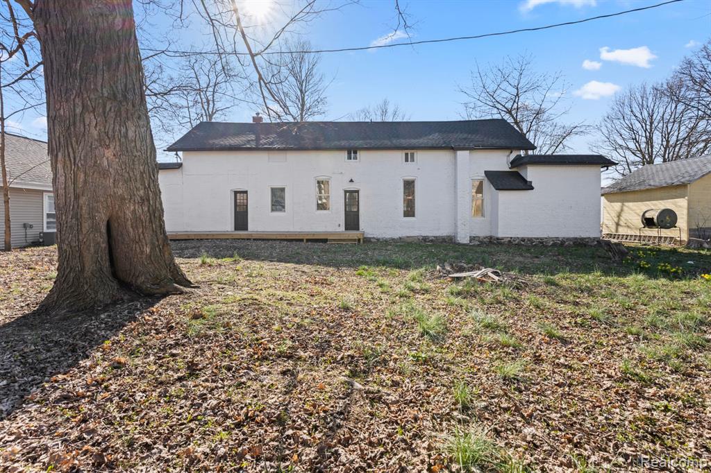 9 S WEST Street, Hillsdale, MI 49242 — Photo 8