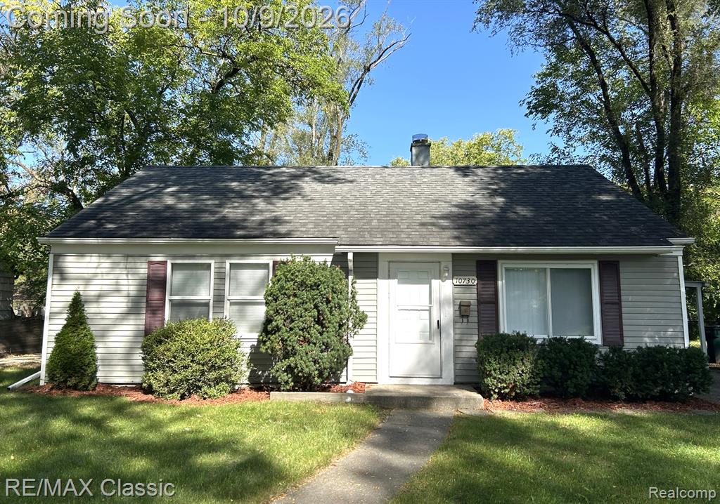 10730 Albany Street, Oak Park, MI 48237