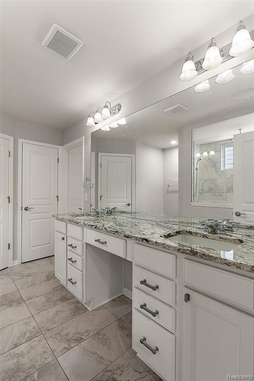 31065 Tremont Lane, Franklin, MI 48025 — Photo 24