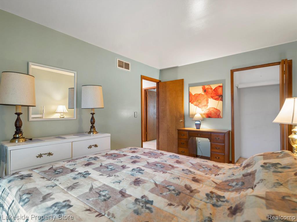 46710 GADWALL Drive, Macomb, MI 48044 — Photo 29