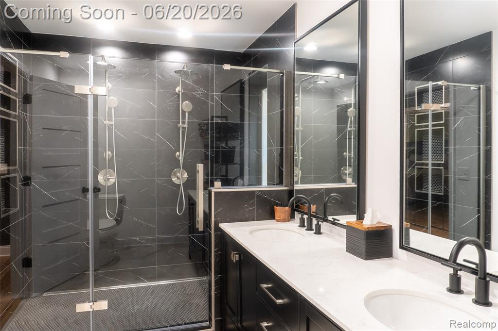 4413 Pinehurst Drive, West Bloomfield, MI — Photo 50