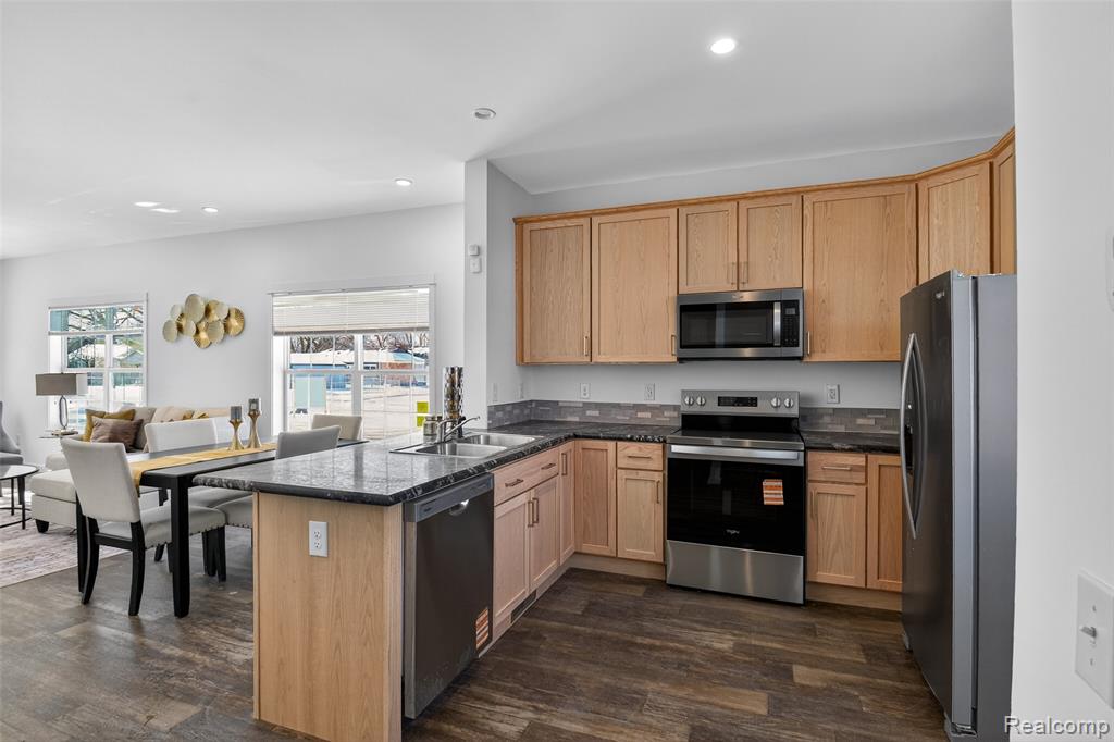 7567 Packard Avenue, Warren, MI 48091 — Photo 18