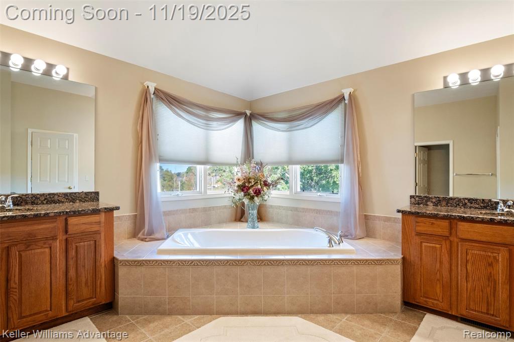 6120 Strawberry Circle, Commerce Twp, MI 48382 — Photo 24
