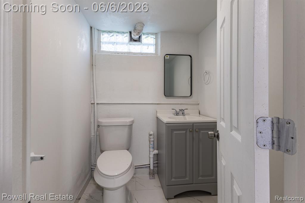 25246 Hayes Road, Roseville, MI 48066 — Photo 20