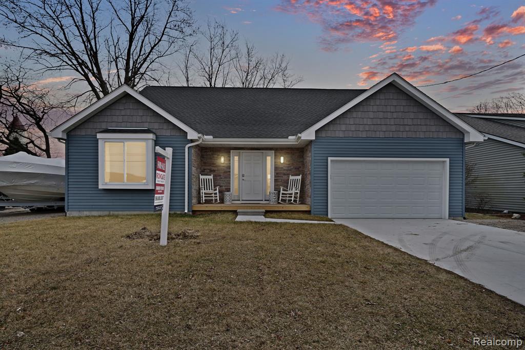 7211 Audubon Street, Algonac, MI 48001 — Photo 2
