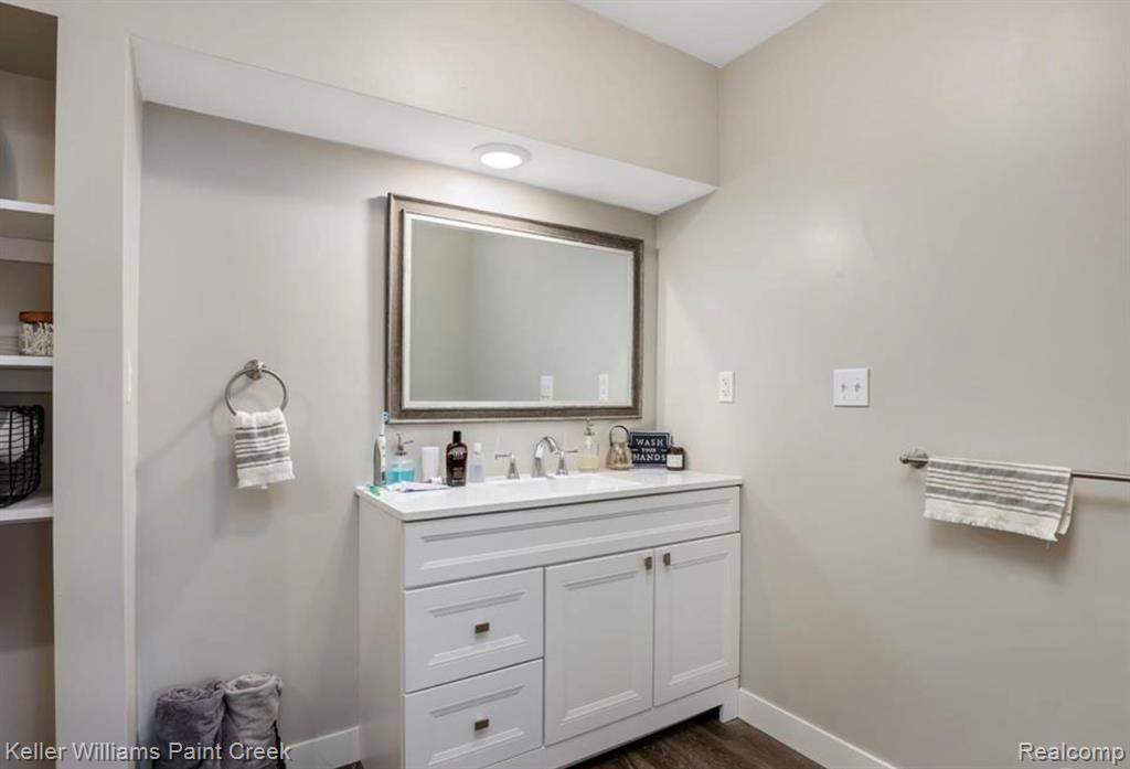 70190 N Main Street, Richmond, MI 48062 — Photo 8