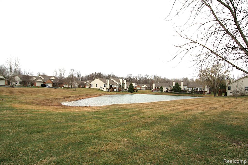 5942 Augusta Lane, Grand Blanc, MI 48439 — Photo 30