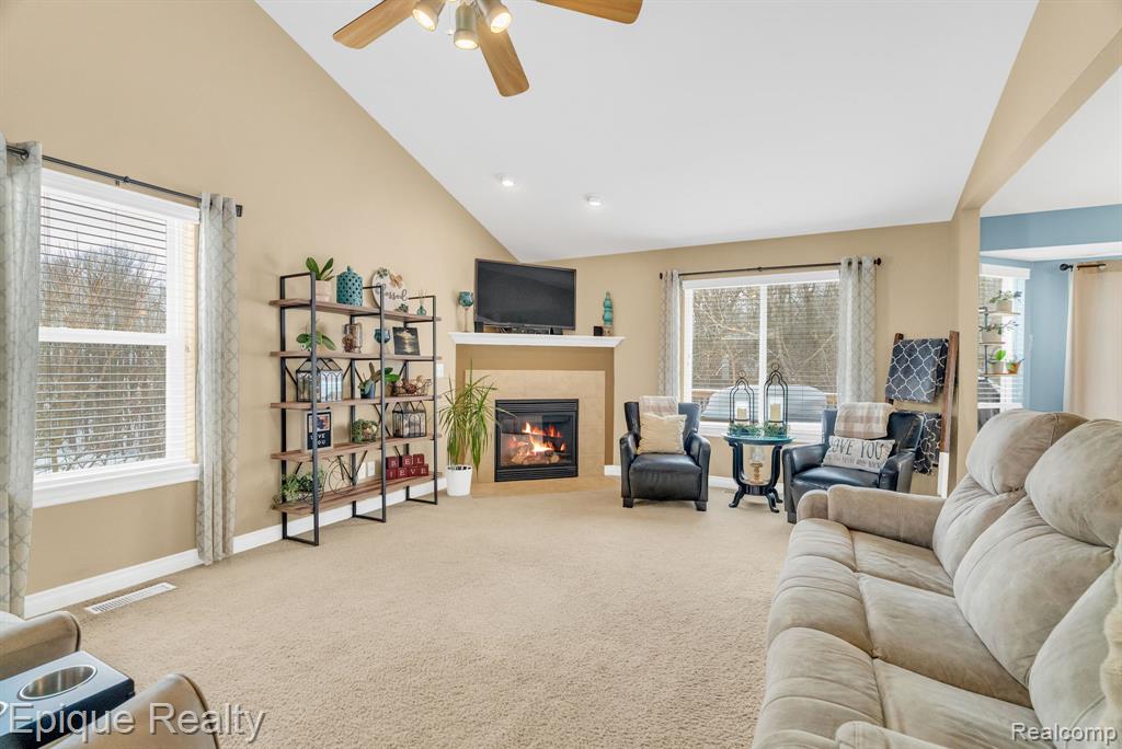 8459 Cranbrook Drive, Grand Blanc, MI 48439 — Photo 10