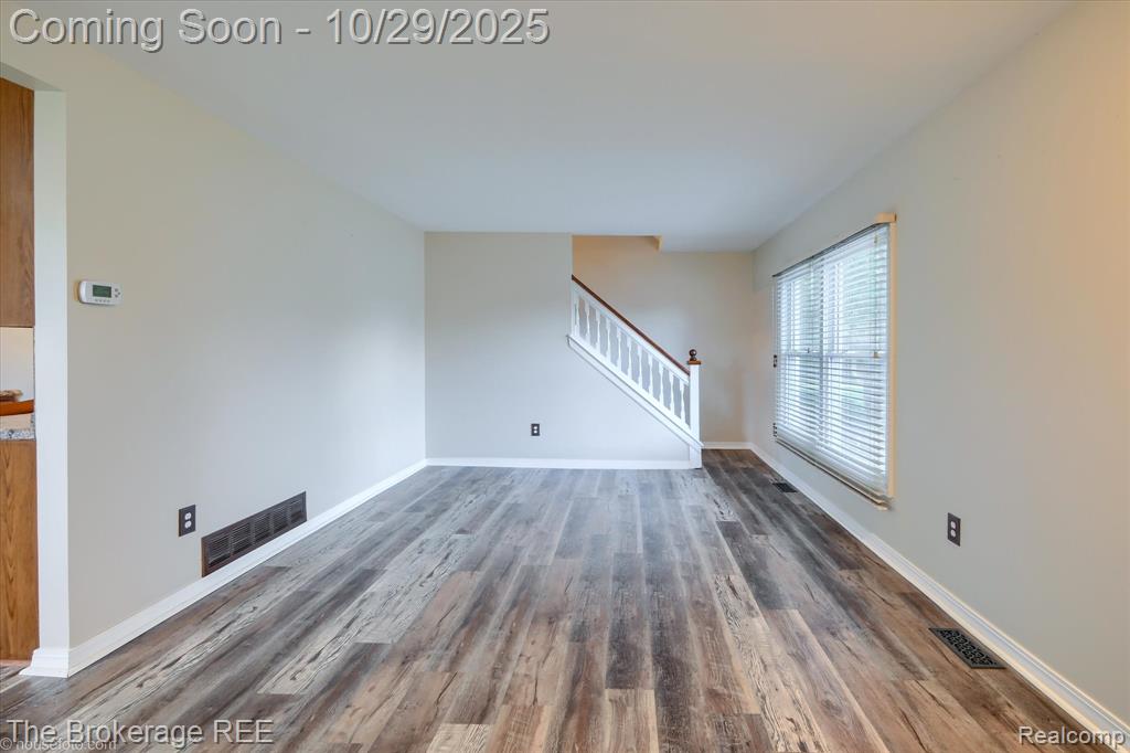 9414 Parkwood N, Davison, MI 48423 — Photo 8