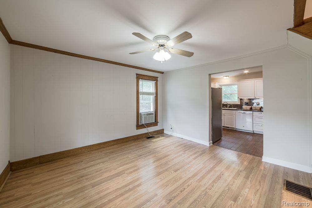 335 N CHURCH Street, Ortonville, MI 48462 — Photo 7