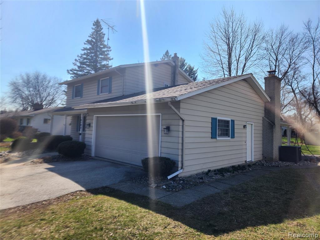 6103 Trenton Drive, Flint, MI 48532 — Photo 4
