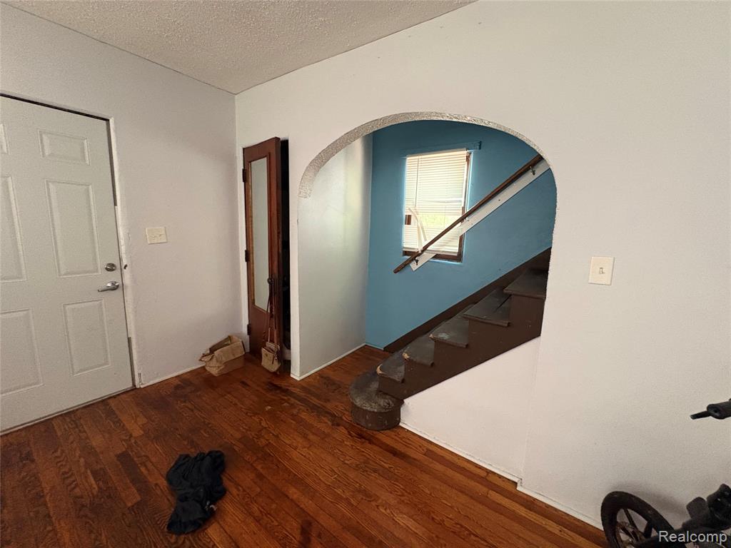815 Buffalo Street, Lansing, MI 48915 — Photo 4