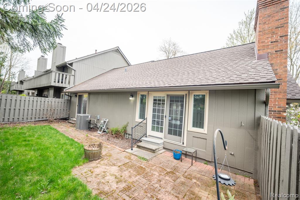 44829 Erin Drive, Plymouth, MI 48170 — Photo 29
