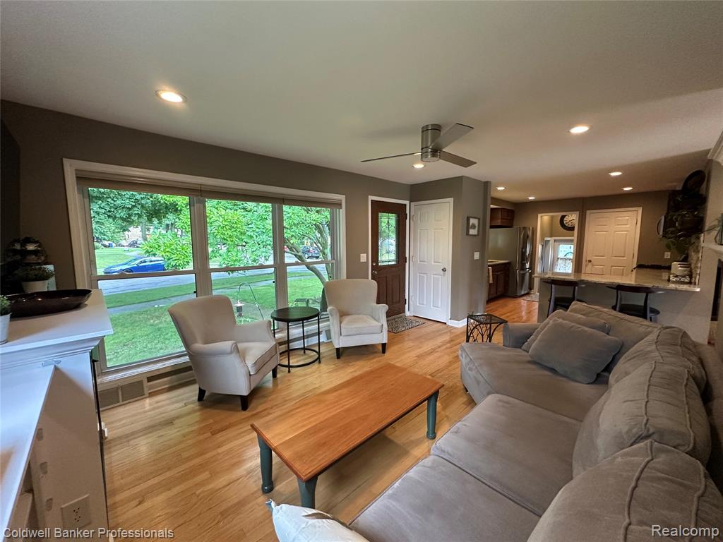 661 Lincoln Street, Lapeer, MI 48446 — Photo 20