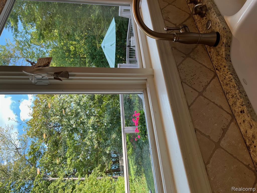 2888 Parkway Place, Hartland, MI 48353 — Photo 21
