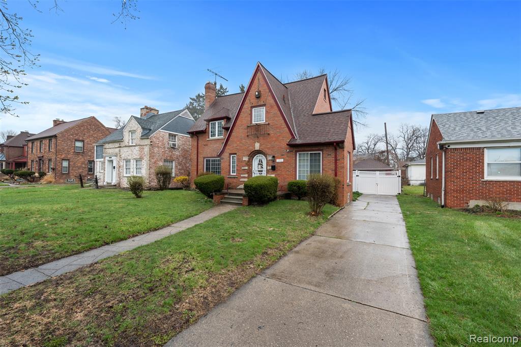 13910 Grandmont Avenue, Detroit, MI 48227 — Photo 3