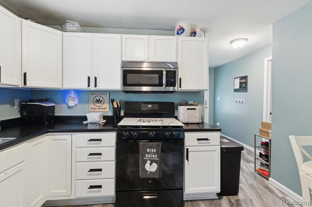759 Elm Street, Allenton, MI 48002 — Photo 12