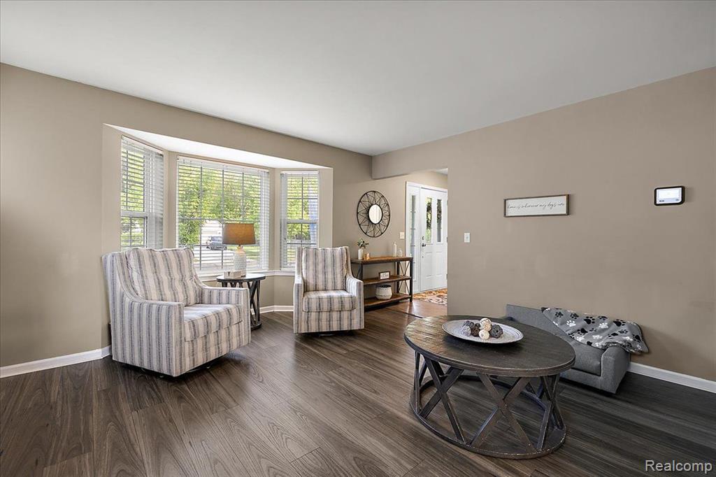 457 Cove View Drive, Waterford, MI 48327 — Photo 7
