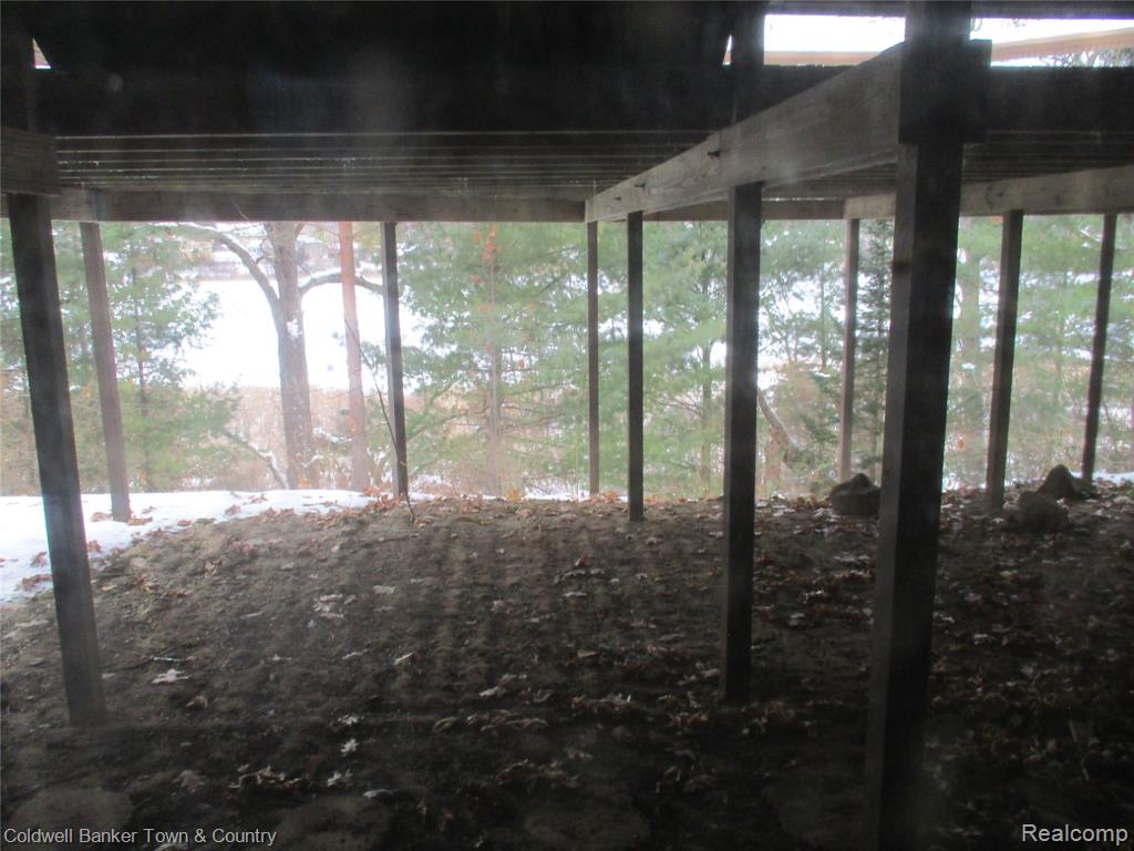 9102 Lake Crest Drive, Whitmore Lake, MI 48189 — Photo 44