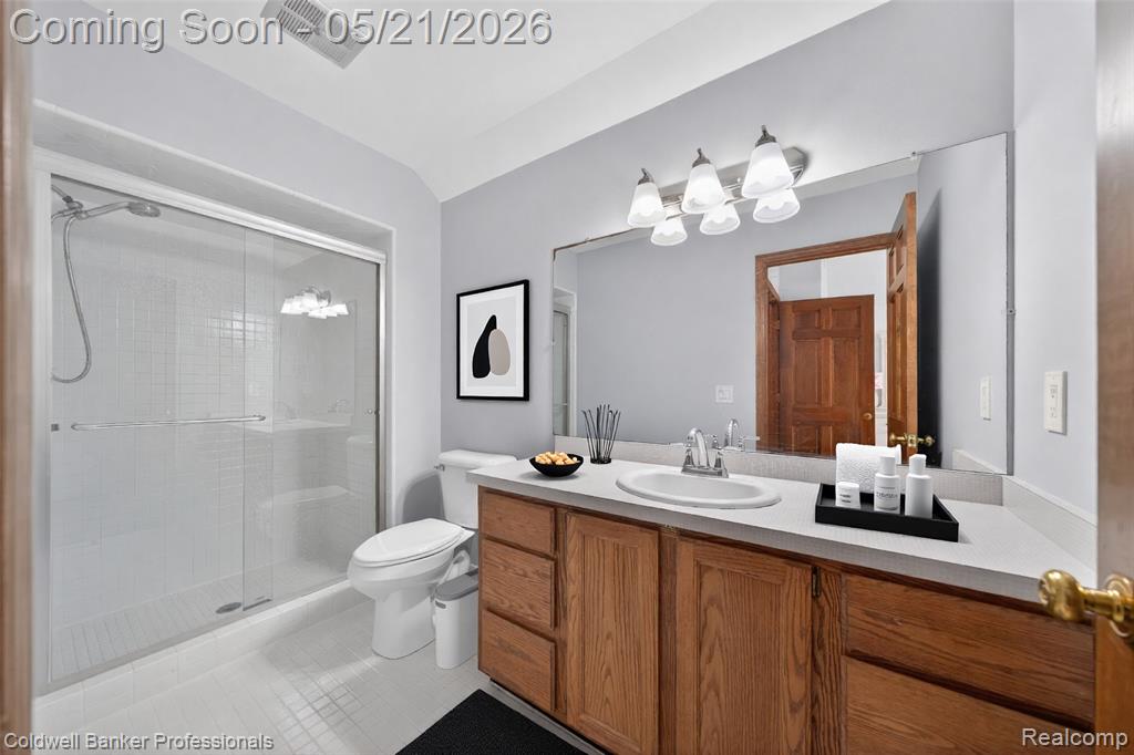 2076 Shore Hill Court, West Bloomfield, MI 48323 — Photo 28