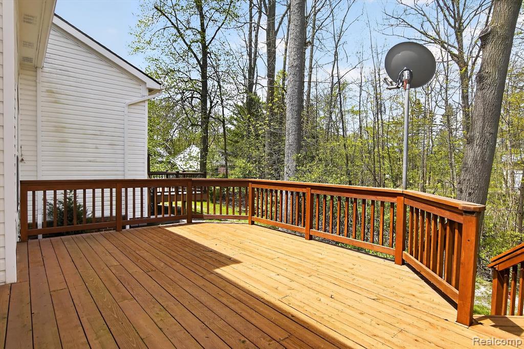 606 Shady Maple Drive, Wixom, MI 48393 — Photo 47