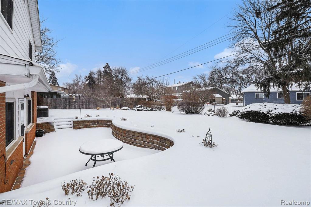 426 Bellewood Drive, Flushing, MI 48433 — Photo 3
