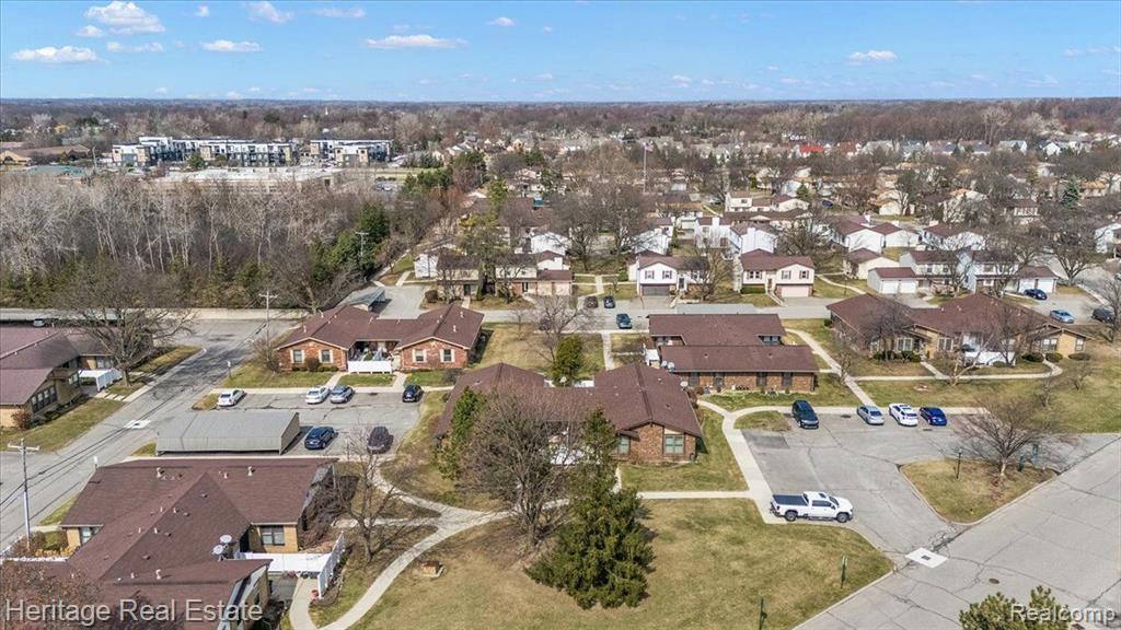 2855 ROUNDTREE Drive, APT 104 L, Troy, MI 48083 — Photo 28