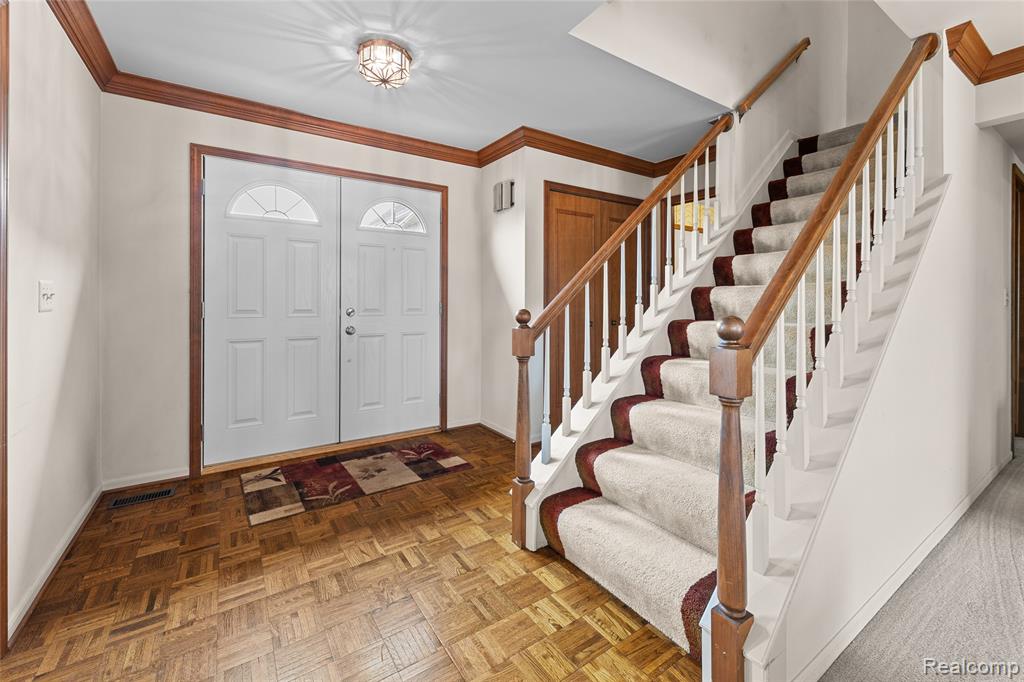 897 Augusta Drive, Rochester Hills, MI 48309 — Photo 20