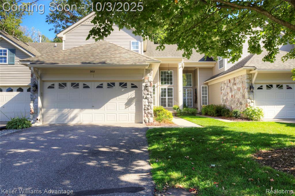 988 Calpernia, Wixom, MI 48393 — Photo 52
