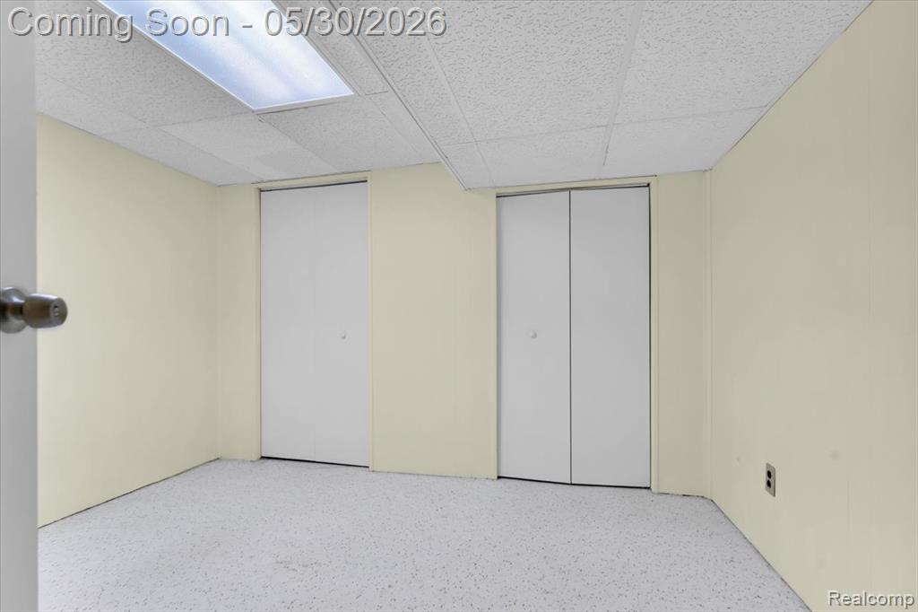 29100 Creek Bend Drive, Farmington, MI 48331 — Photo 36