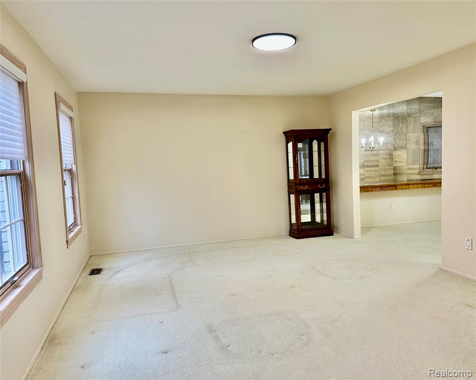 4213 Wentworth Drive, Troy, MI 48098 — Photo 9