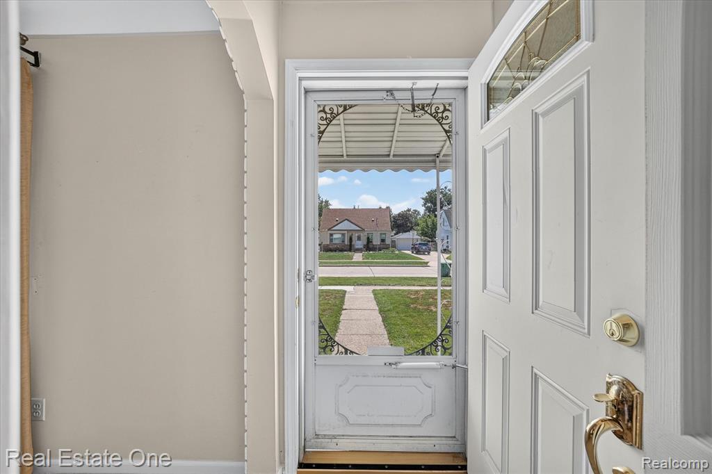 28662 Sheridan Street, Garden City, MI — Photo 5