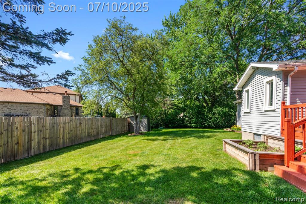 39957 Rita Drive, Clinton Twp, MI 48038 — Photo 27