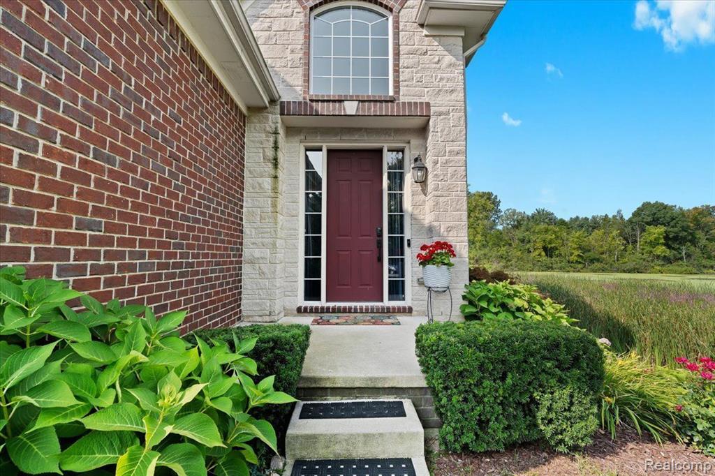 50591 ELMWOOD, Plymouth, MI 48170 — Photo 3