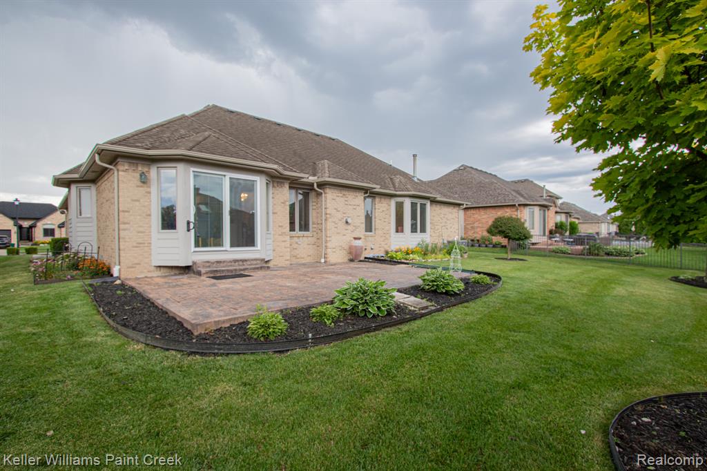 54436 Jack Drive, Macomb, MI 48042 — Photo 38
