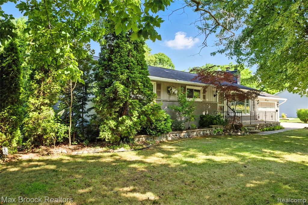 3084 E Hillcrest Drive, Clyde, MI 48049 — Photo 50