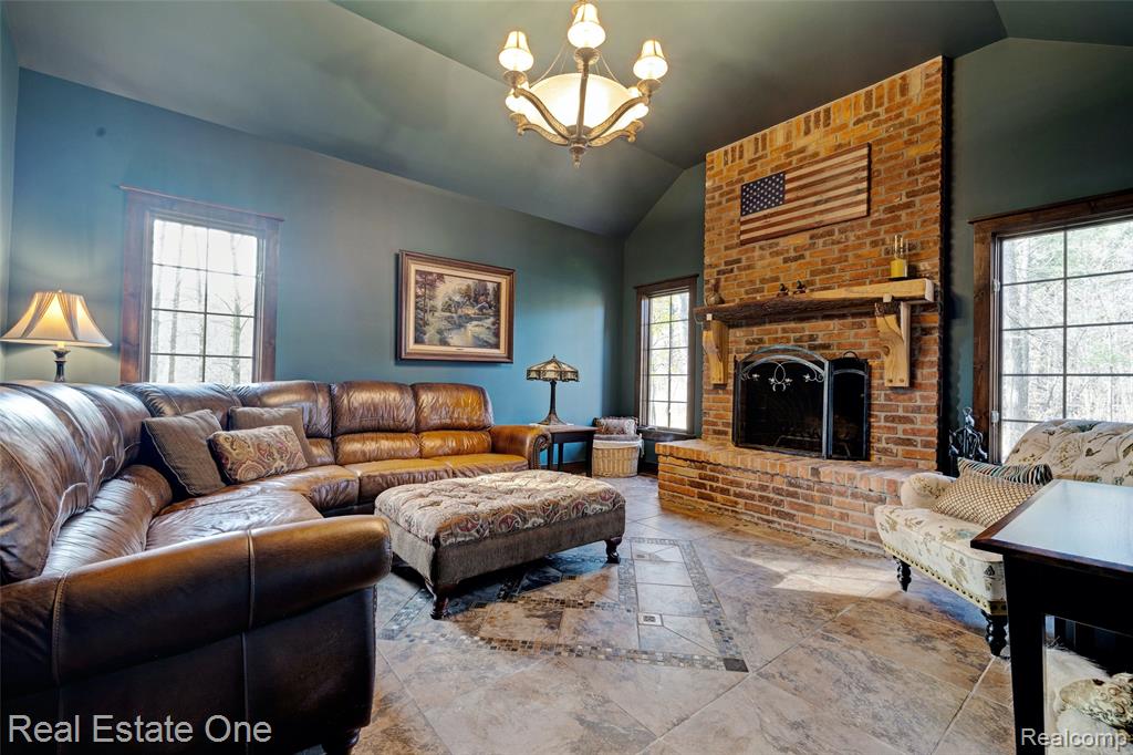 509 Bluebird Trail, Ortonville, MI 48462 — Photo 8