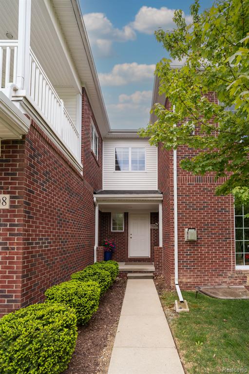 7004 BOULDER POINTE Drive, 89, Washington, MI — Photo 2