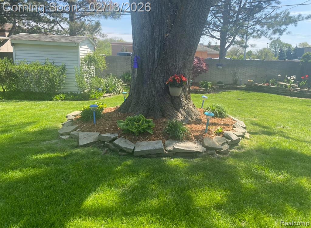 7332 E Frumin Court, Westland, MI — Photo 4
