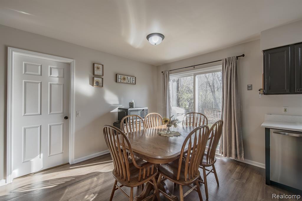 4771 Fiddle Avenue, Waterford, MI 48328 — Photo 7
