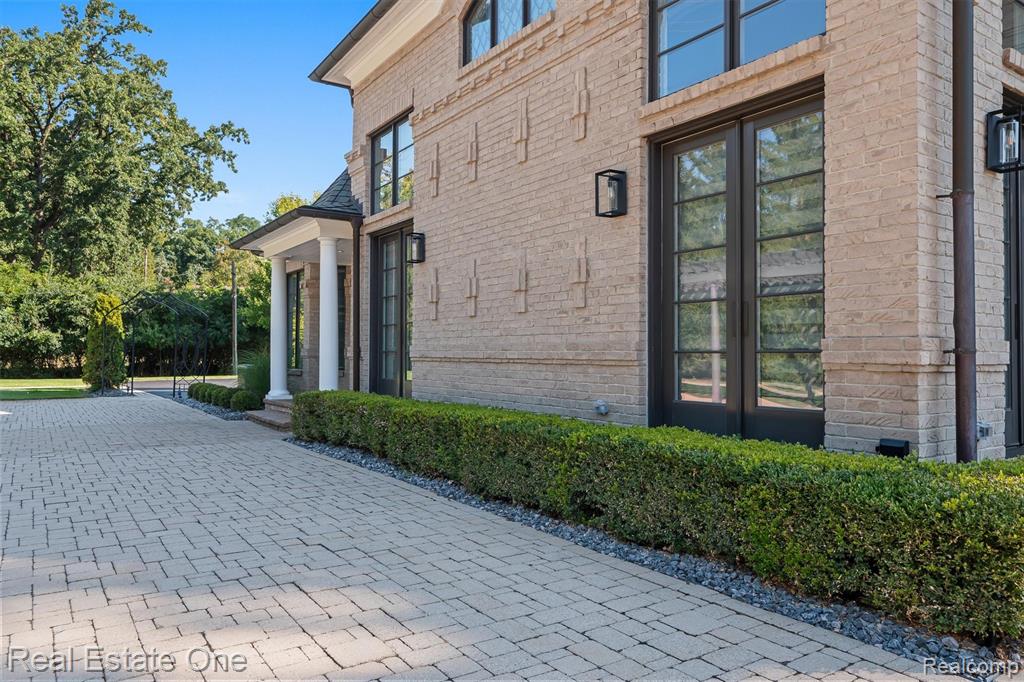 1343 Orchard Ridge Road, Bloomfield Hills, MI 48304 — Photo 50