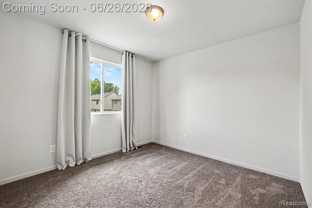 1585 Weeping Willow Court, Ypsilanti, MI 48198 — Photo 17