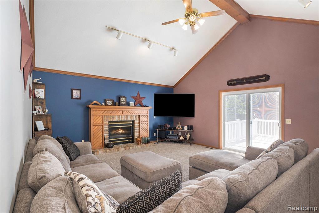 6084 Chatham Court, Grand Blanc, MI 48439 — Photo 13