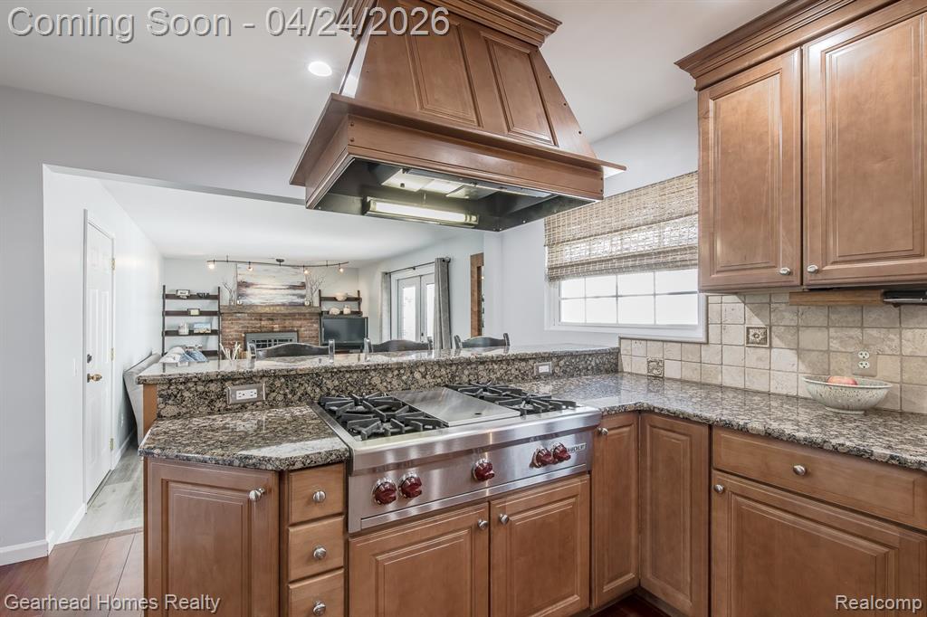 4040 Rollins Avenue, Waterford, MI 48329 — Photo 15