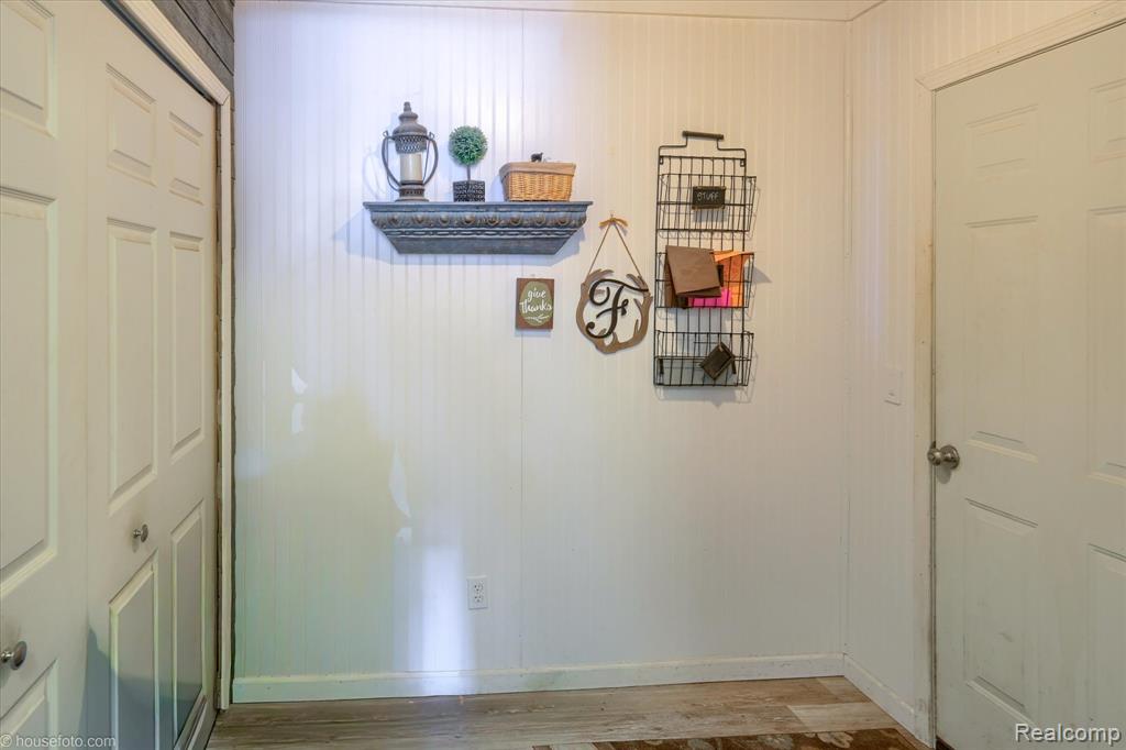 2051 E Oakwood Road, Oxford, MI 48370 — Photo 36
