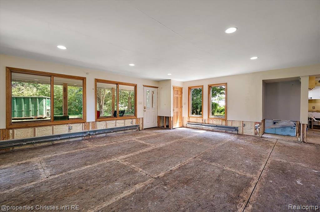 157 E Elmwood, Leonard, MI 48367 — Photo 52