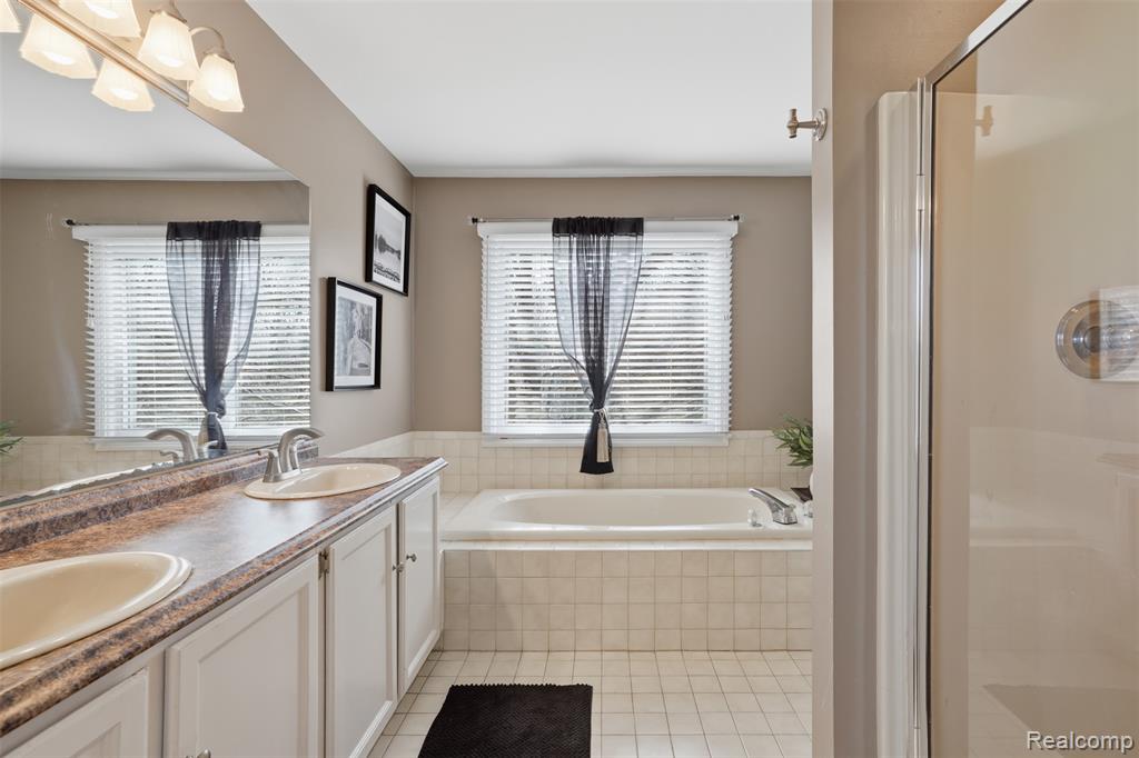 10146 Newfound Gap, Brighton, MI 48114 — Photo 23