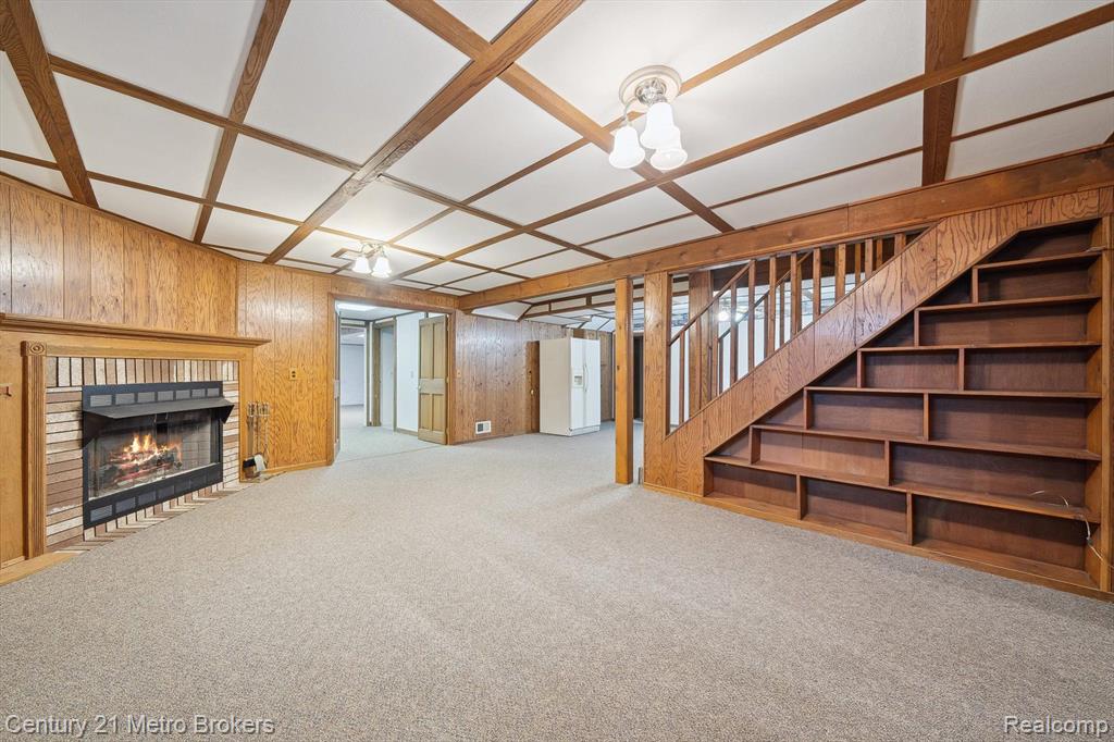 6452 E MAPLE Avenue, Grand Blanc, MI 48439 — Photo 36
