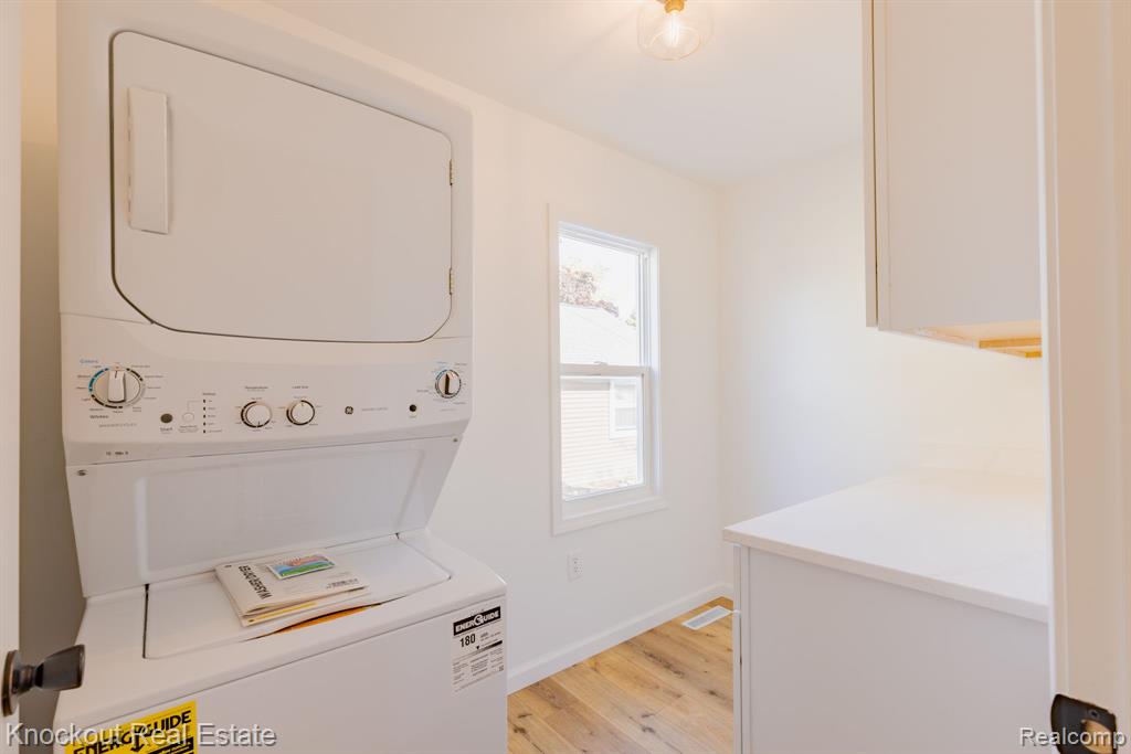 8368 MAIN Street, Birch Run, MI 48415 — Photo 28