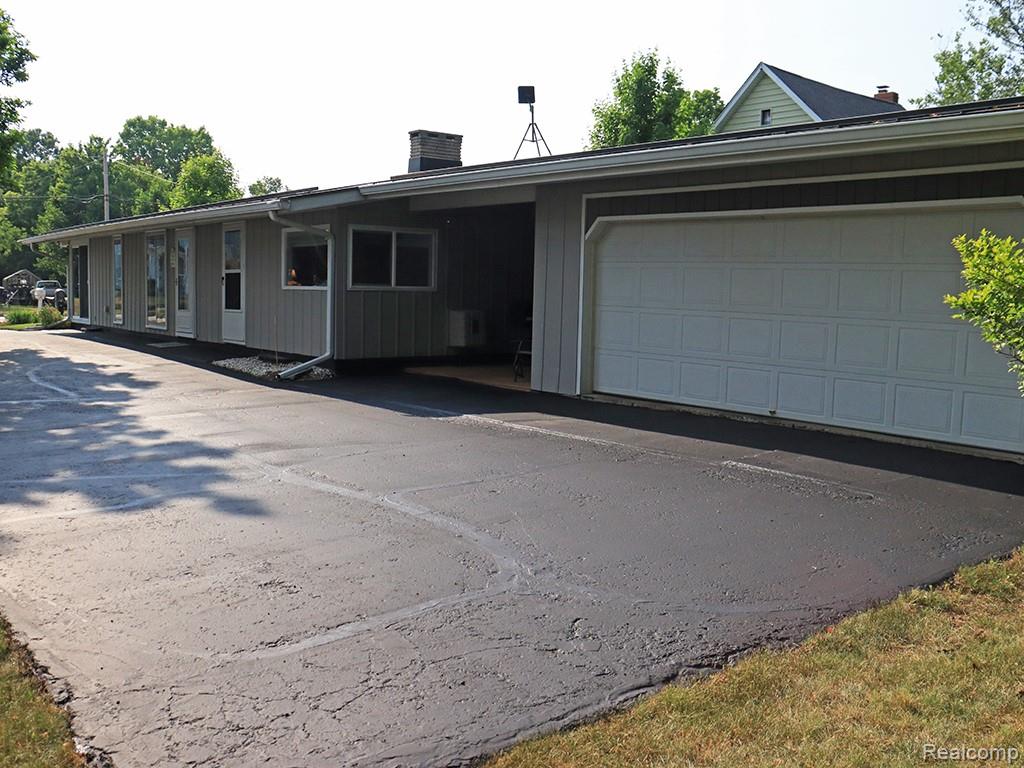311 S Clinton Street, Stockbridge, MI 49285 — Photo 3